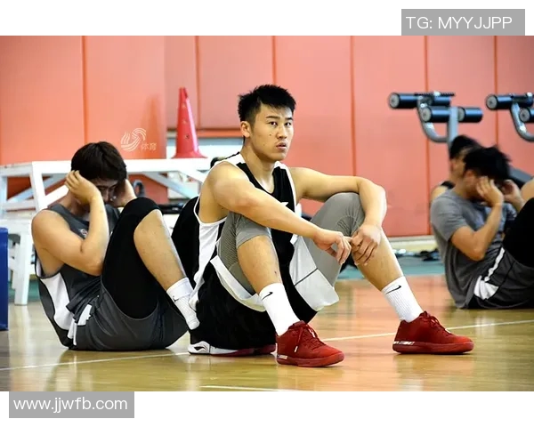 成都篮球队杯赛征程回顾与突破之路的精彩瞬间分析 成都篮球队杯赛征程回顾与突破之路的精彩瞬间分析