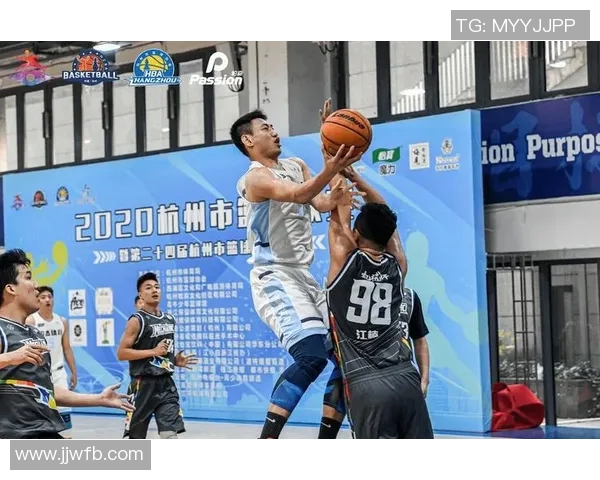 赛后分析:北京篮球队与杭州篮球队的战术对决与启示 赛后分析:北京篮球队与杭州篮球队的战术对决与启示