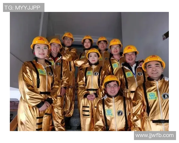 重庆羽毛球队在钻石联赛中的奋进之路与辉煌成就揭秘 重庆羽毛球队在钻石联赛中的奋进之路与辉煌成就揭秘