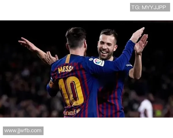 足球场上的传奇人物人人敬仰的明星球员与他们的辉煌故事 足球场上的传奇人物人人敬仰的明星球员与他们的辉煌故事