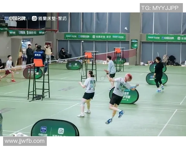 羽毛球盛宴:深入了解杭州羽毛球队的默契与协作精神 羽毛球盛宴:深入了解杭州羽毛球队的默契与协作精神