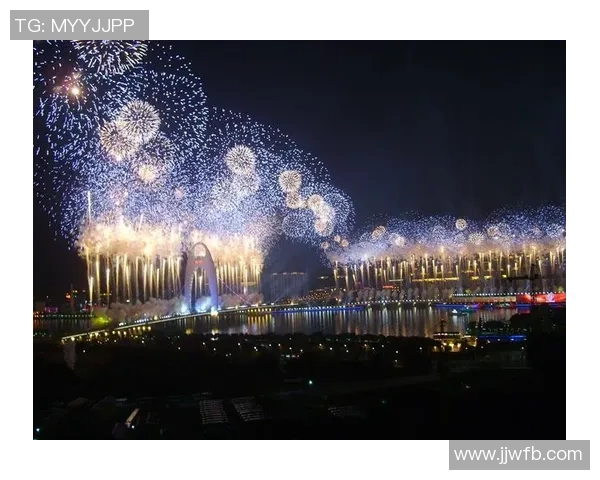 足球明星绚丽烟花下的高清瞬间尽显风采与魅力